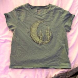 American Eagle graphic tee